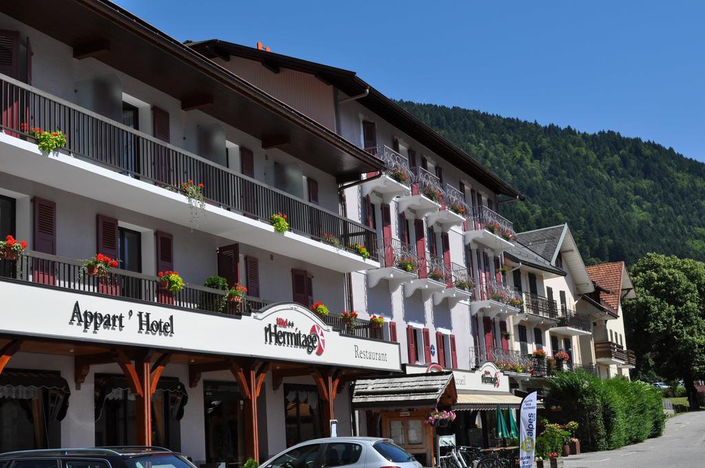 Hotel Et Appart'Hotel De L'Hermitage Thones Ngoại thất bức ảnh
