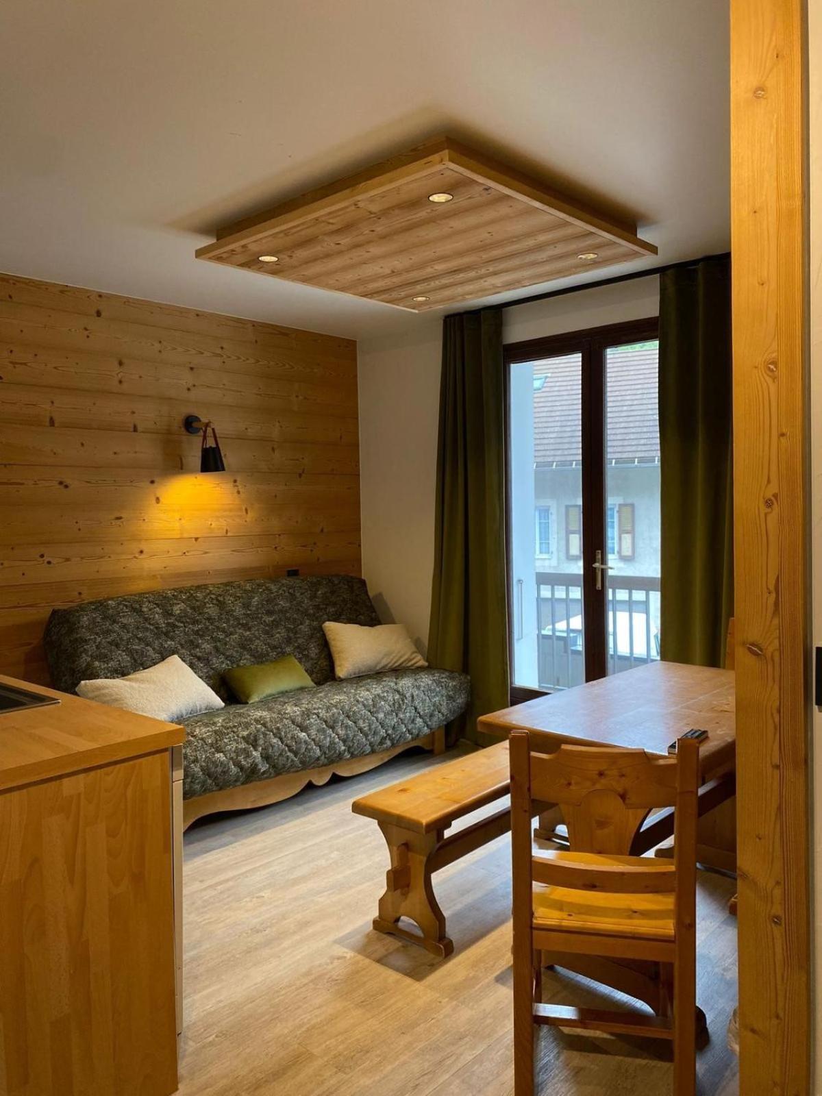 Hotel Et Appart'Hotel De L'Hermitage Thones Ngoại thất bức ảnh