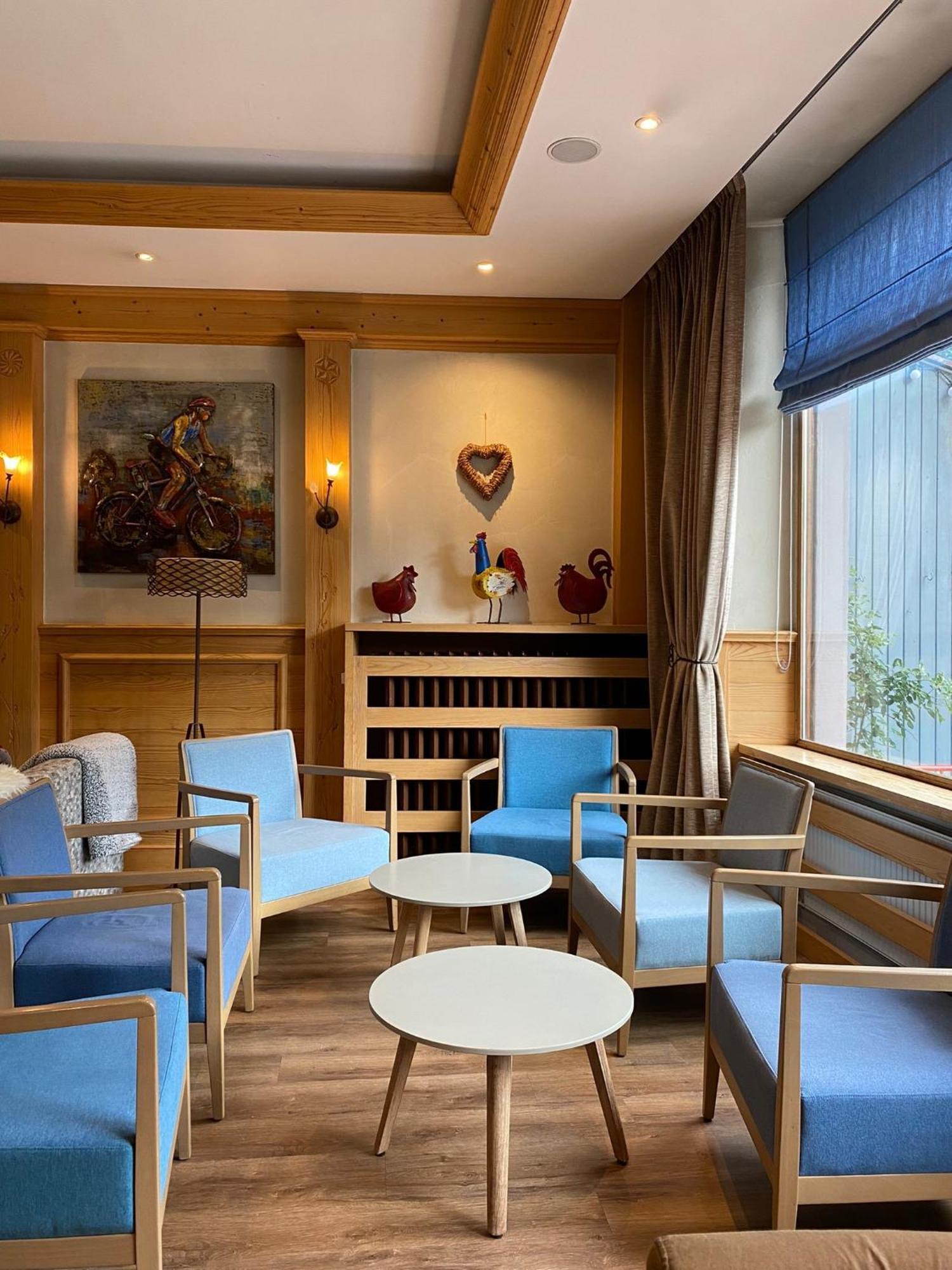 Hotel Et Appart'Hotel De L'Hermitage Thones Ngoại thất bức ảnh